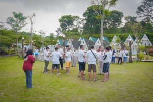 Kegiatan permainan seru bersama peserta MTF.
