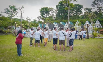 Kegiatan permainan seru bersama peserta MTF.