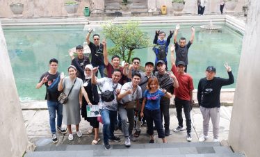 Menikmati keindahan Tamansari, destinasi wisata bersejarah di Jogja yang menawarkan pemandangan arsitektur yang menakjubkan dan atmosfer yang tenang.